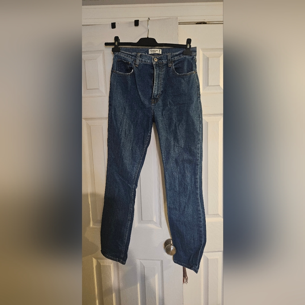 Abercrombie slim straight ultra high rise jean